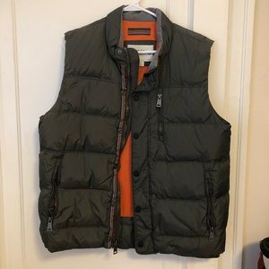 Orvis Green Down Puffer Vest